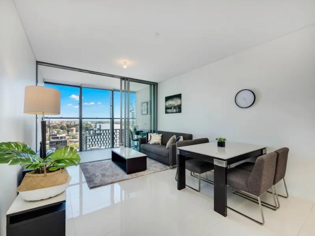 1 Bedroom Apartment in Great Location of Chippendale
